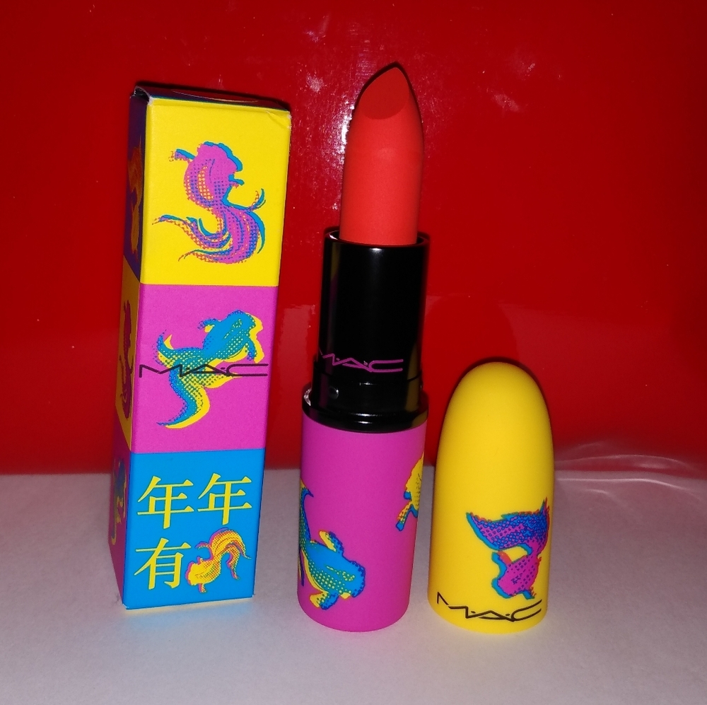 MAC POWDER KISS LIPSTICK LIMITED EDITION